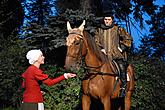 CROMWELL, králův kancléř (Roman Nevěčný), HOSTINSKÁ ANNA, žena hostinského Jindry (Věra Hlaváčková), 